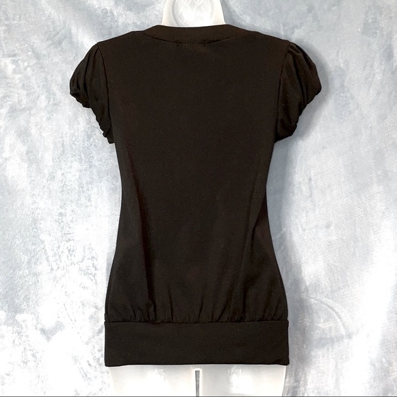 EUC braided scoop neck with ruched capped sleeves black top - Picture 3 of 4